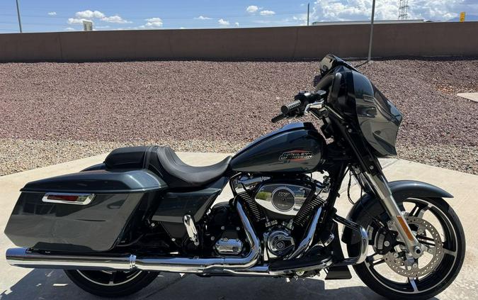 2025 Harley-Davidson® FLHX - Street Glide®