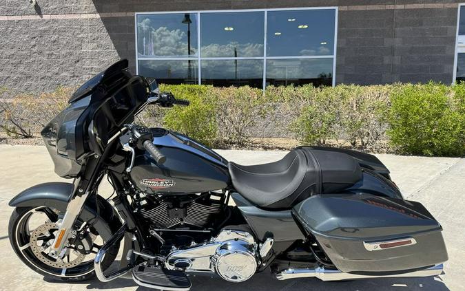 2025 Harley-Davidson® FLHX - Street Glide®