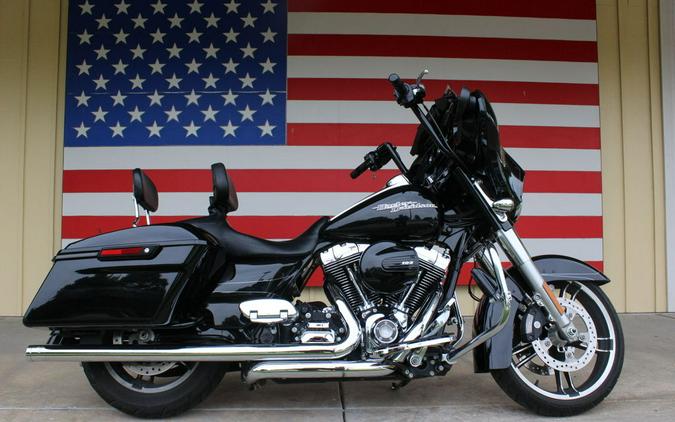 2014 Harley-Davidson® FLHXS - Street Glide® Special