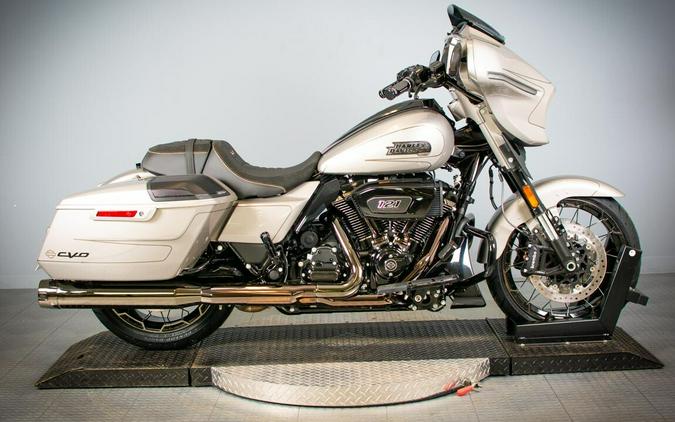 2023 Harley-Davidson CVO Street Glide FLHXSE