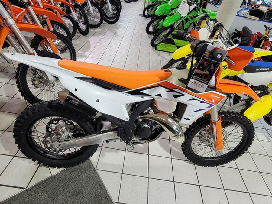 2023 KTM XC 125