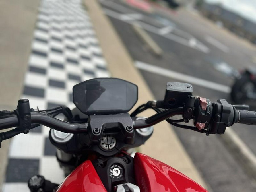 2018 Ducati Monster 821 Red