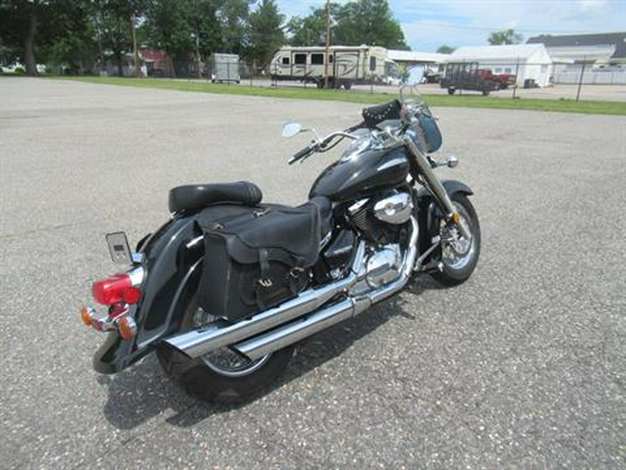 2002 Suzuki Intruder 800