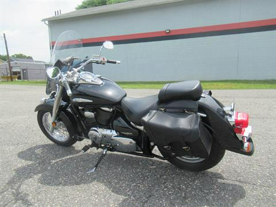 2002 Suzuki Intruder 800