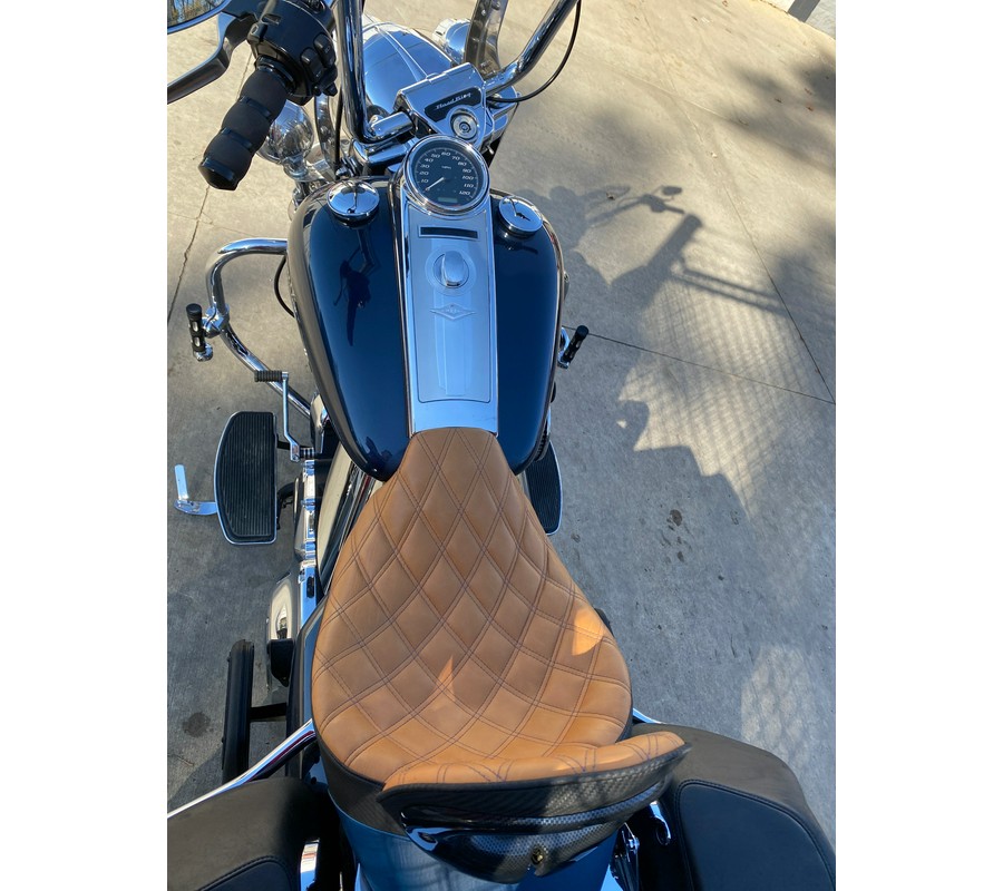 2016 Harley-Davidson® ROAD KING