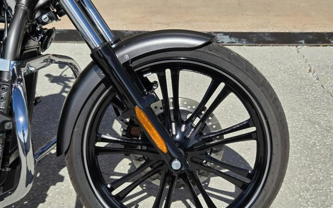 2024 Kawasaki VULCAN 900 Custom