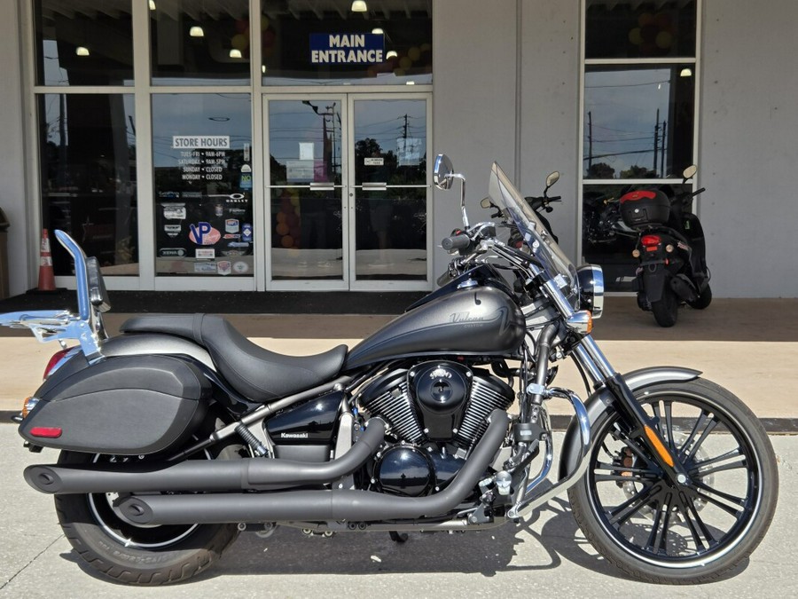 2024 Kawasaki VULCAN 900 Custom