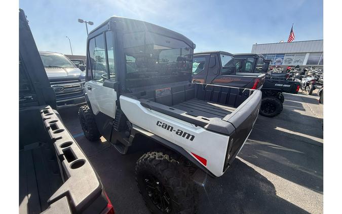 2026 SSV DEF LTD 65 HD11 WH HB 26 - Can-Am