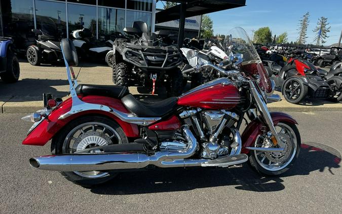 2009 Yamaha Roadliner® S Candy Red w/Flames