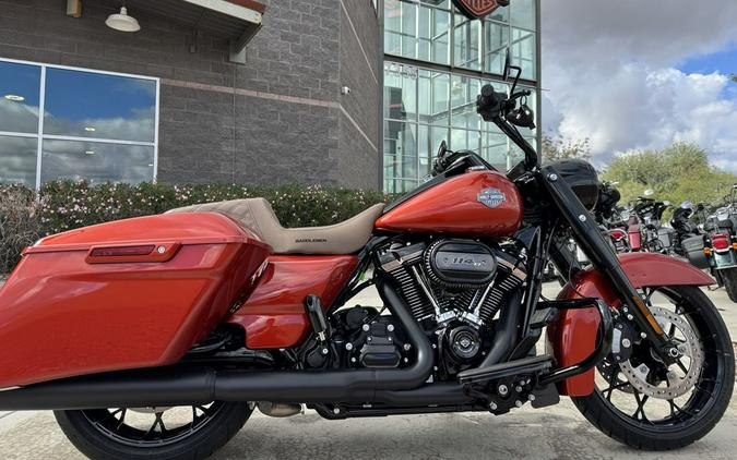 2025 Harley-Davidson® FLHRXS - Road King® Special