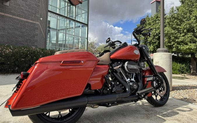 2025 Harley-Davidson® FLHRXS - Road King® Special