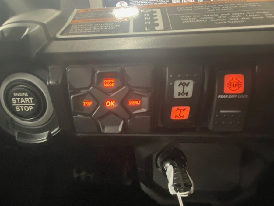 2026 Can-Am SSV COM MAX XT 64 1000R BK 26 XT-P 1000R