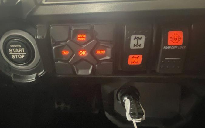 2026 Can-Am SSV COM MAX XT 64 1000R BK 26 XT-P 1000R