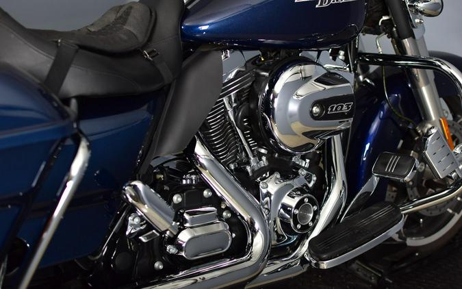 2014 Harley-Davidson Street Glide Big Blue Pearl