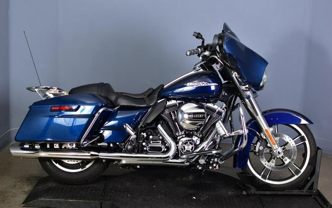 2014 Harley-Davidson Street Glide Big Blue Pearl