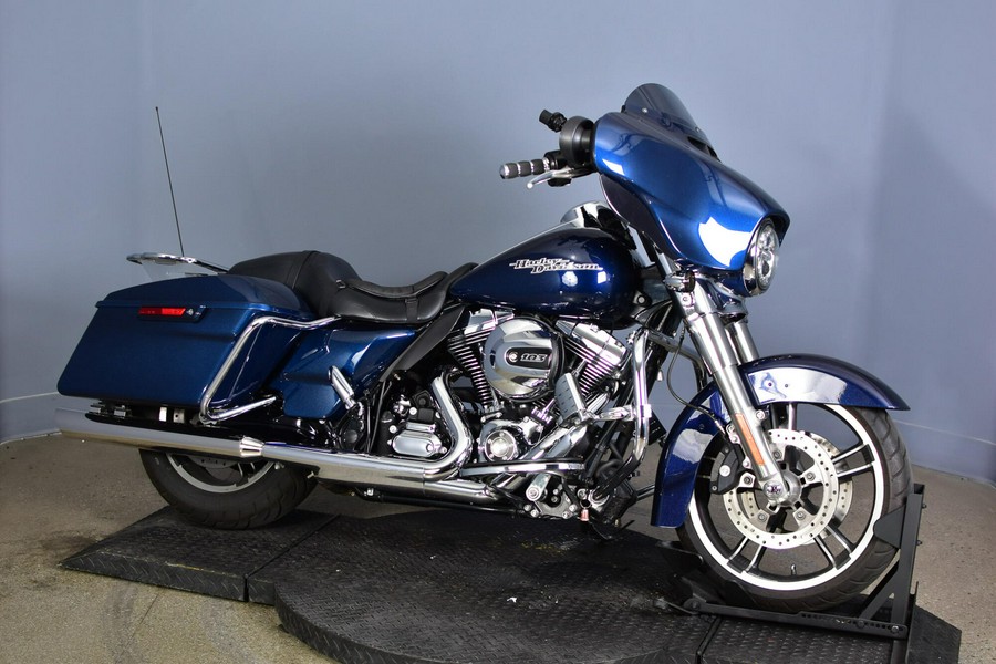2014 Harley-Davidson Street Glide Big Blue Pearl