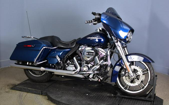 2014 Harley-Davidson Street Glide Big Blue Pearl