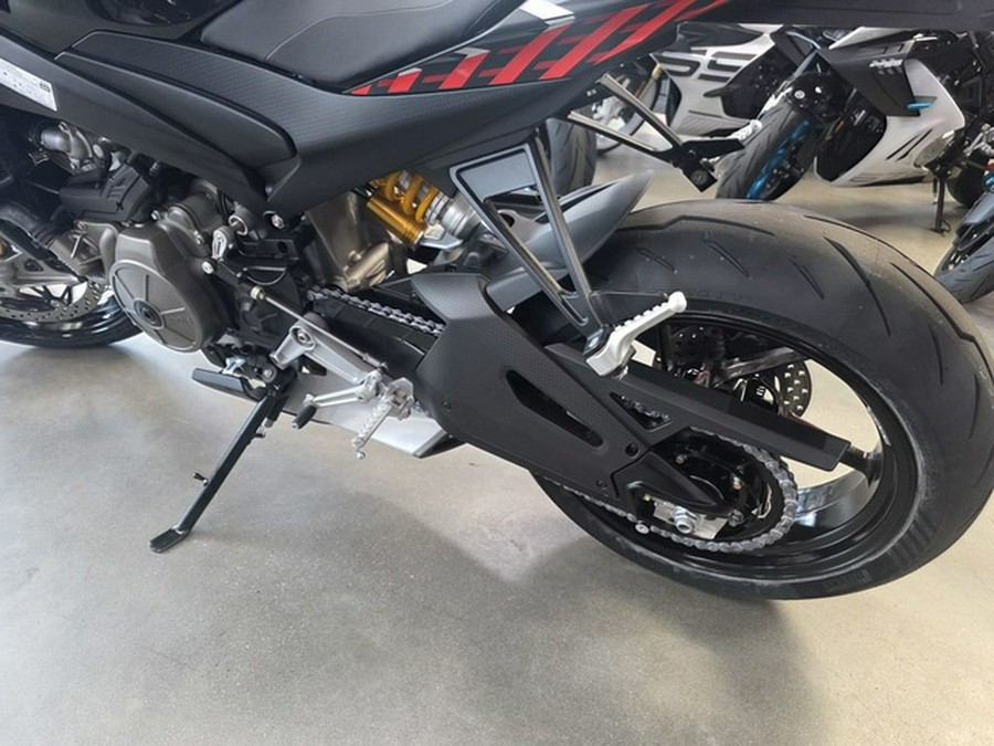 2027 Aprilia Tuono 660 Factory