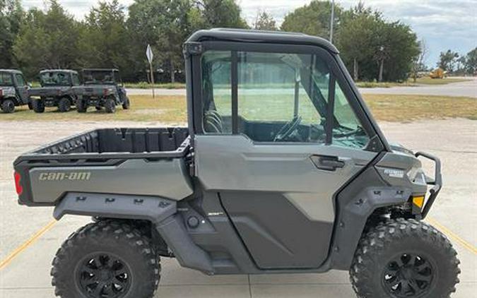 2024 Can-Am Defender Limited
