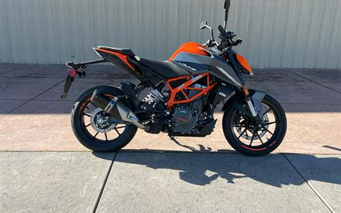 2023 KTM 390 Duke