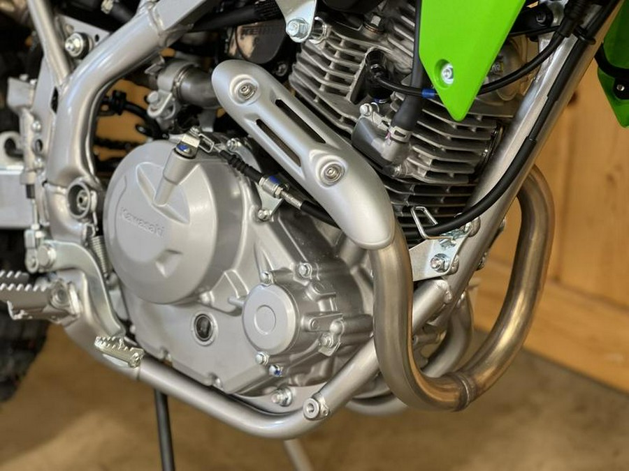 2026 Kawasaki KLX®230R KLX®230R