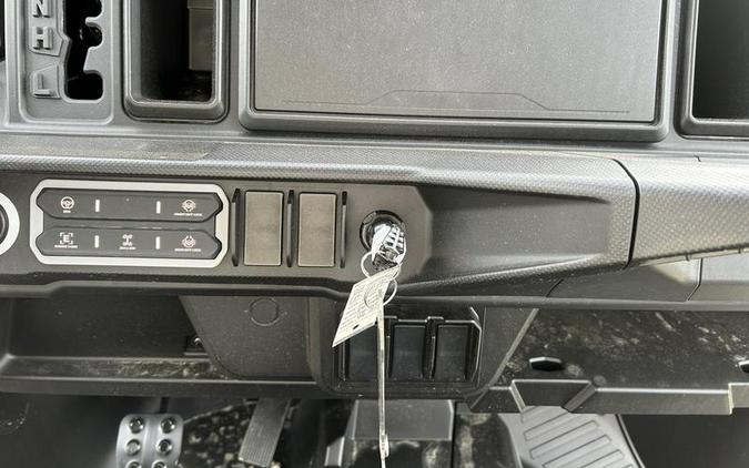 2026 Can-Am® Defender MAX XT HD11