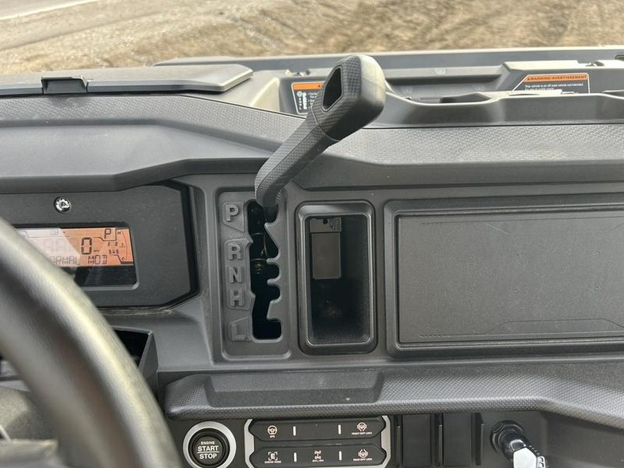 2026 Can-Am® Defender MAX XT HD11