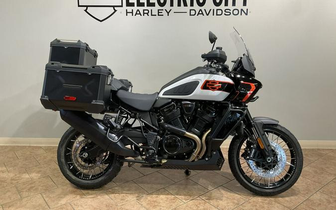 2026 Harley-Davidson® RA1250L Pan America 1250 Limited White Onyx Pearl