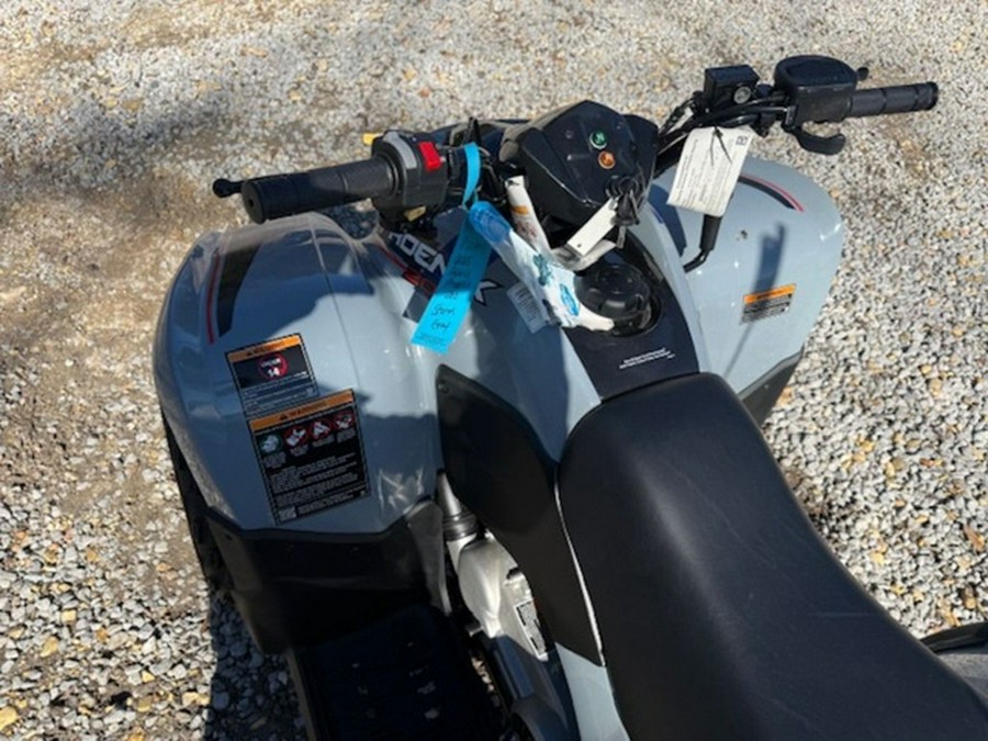 2025 Polaris Phoenix 200