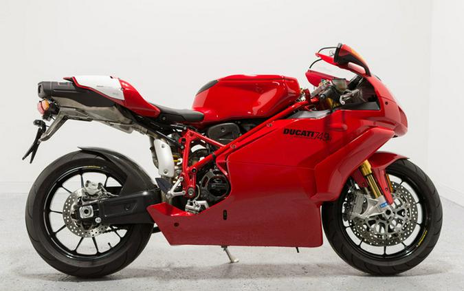 2005 Ducati 749 R