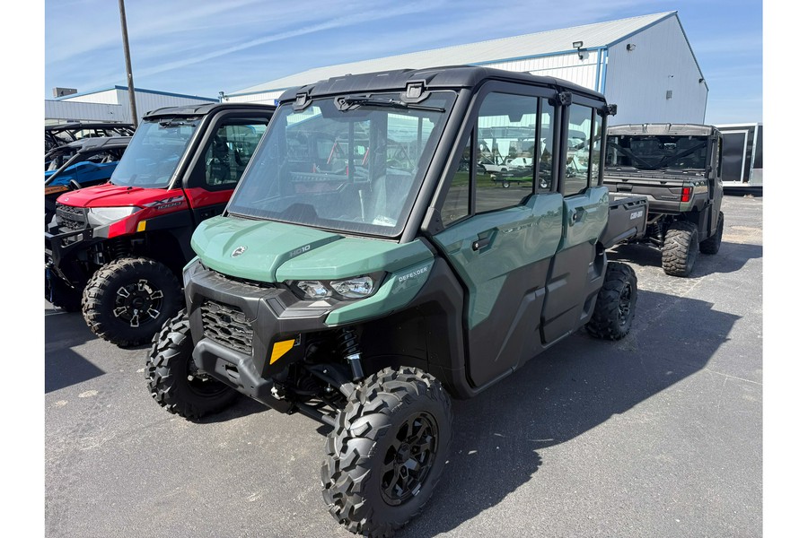 2026 Can-Am SSV DEF MAX DPSCAB 65 HD10 GN 26 DPS_CAB