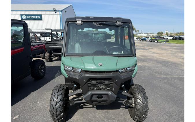 2026 Can-Am SSV DEF MAX DPSCAB 65 HD10 GN 26 DPS_CAB