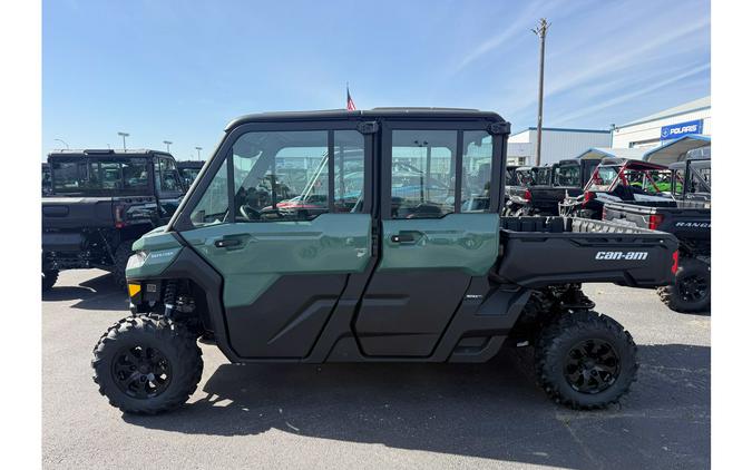2026 Can-Am SSV DEF MAX DPSCAB 65 HD10 GN 26 DPS_CAB