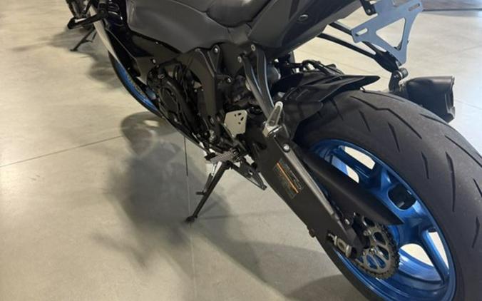 2026 Kawasaki Ninja® ZX™-6R Base