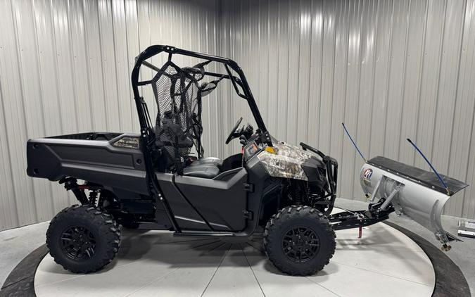 2026 Honda Pioneer 700 Forest WITH SNOW PLOW