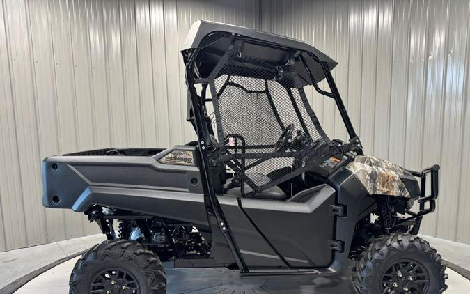 2026 Honda Pioneer 700 Forest WITH SNOW PLOW