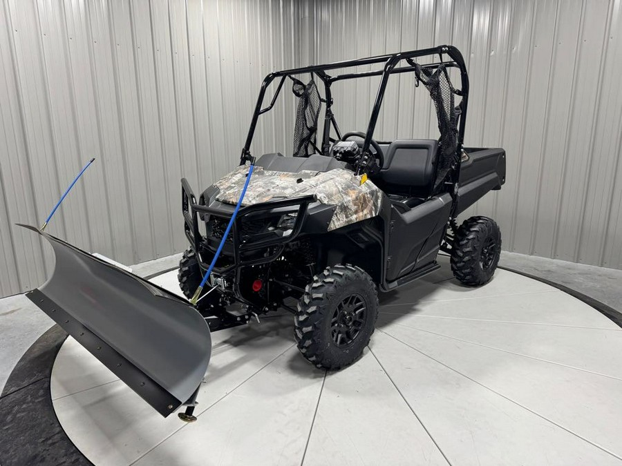 2026 Honda Pioneer 700 Forest WITH SNOW PLOW