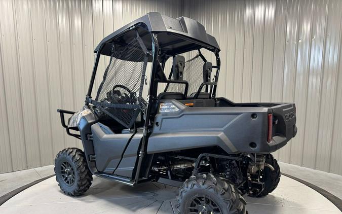 2026 Honda Pioneer 700 Forest WITH SNOW PLOW