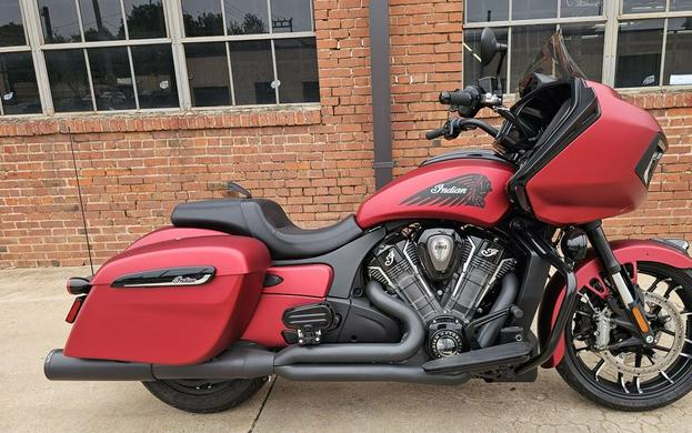 2024 Indian Motorcycle® Challenger Dark Horse®