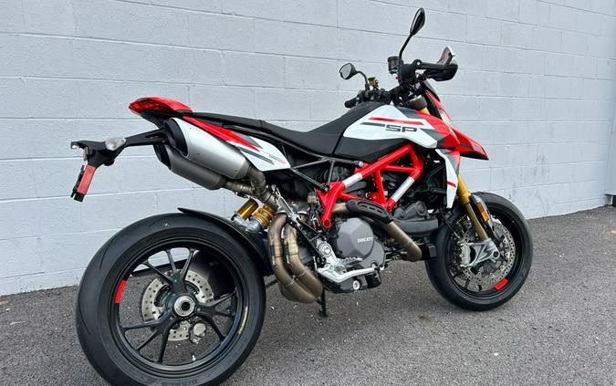 2023 Ducati Hypermotard 950 SP w/ Style Kit