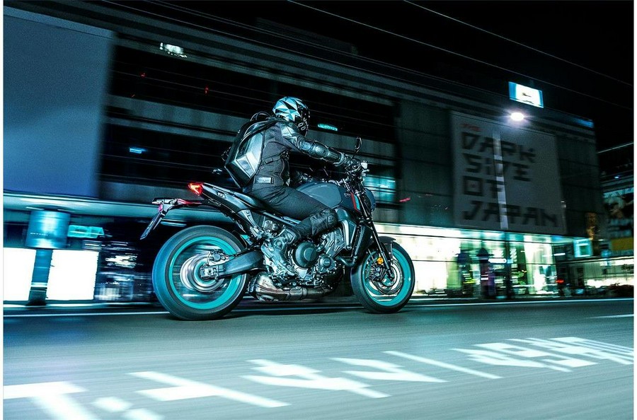 2023 Yamaha MT-09 CA