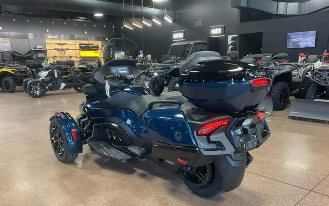 2024 Can-Am® Spyder RT Limited Dark Wheels