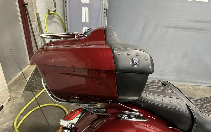 2017 Indian Motorcycle® Roadmaster® Burgundy Metallic