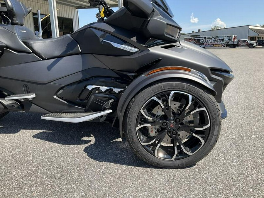 2023 Can-Am® Spyder RT Limited Dark Wheels