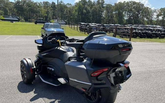 2023 Can-Am® Spyder RT Limited Dark Wheels