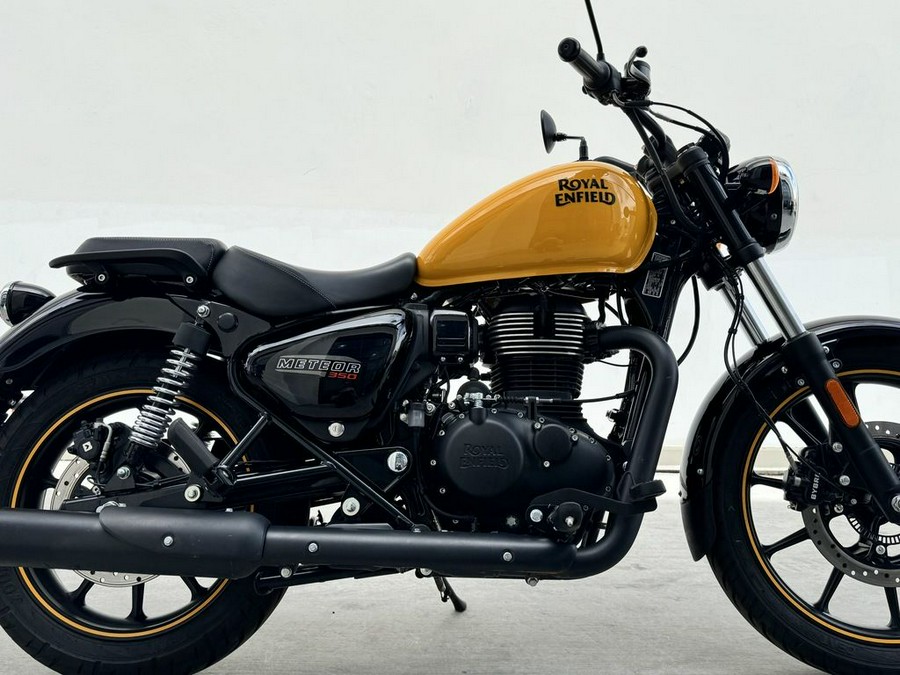 2021 Royal Enfield Meteor 350 Fireball Yellow