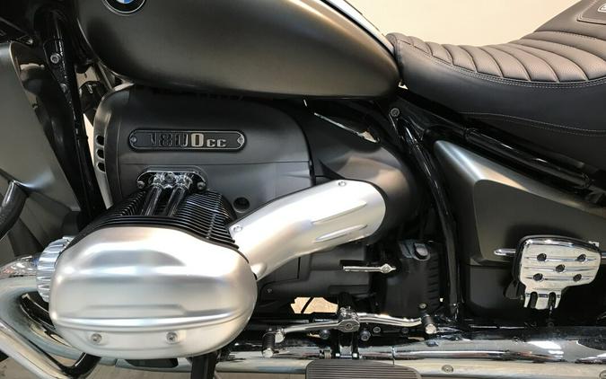 2022 BMW R 18 Transcontinental Manhattan Metallic Matte