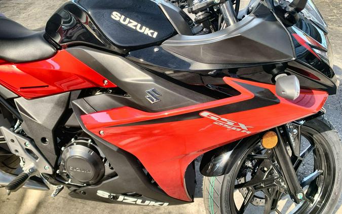 2025 Suzuki GSX250R ABS