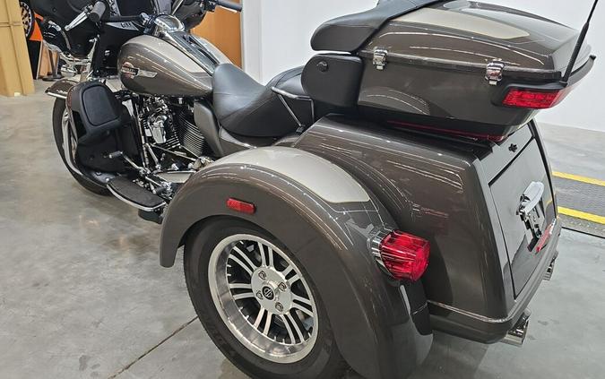FLHTCUTG 2023 Tri Glide® Ultra