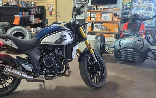 2022 CFMOTO 700CL-X